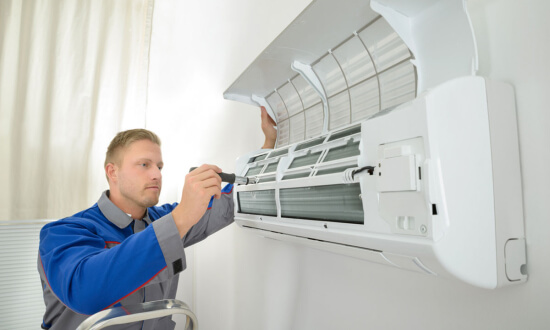 Limpeza e Higienização de Ar-condicionado 